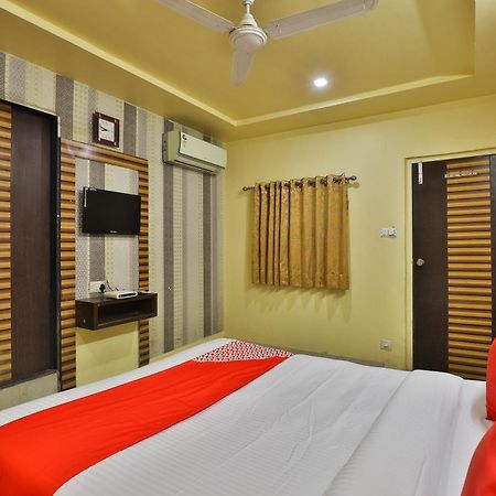 Spot On Hotel Shreeji Palace Ahmedabad Exteriör bild