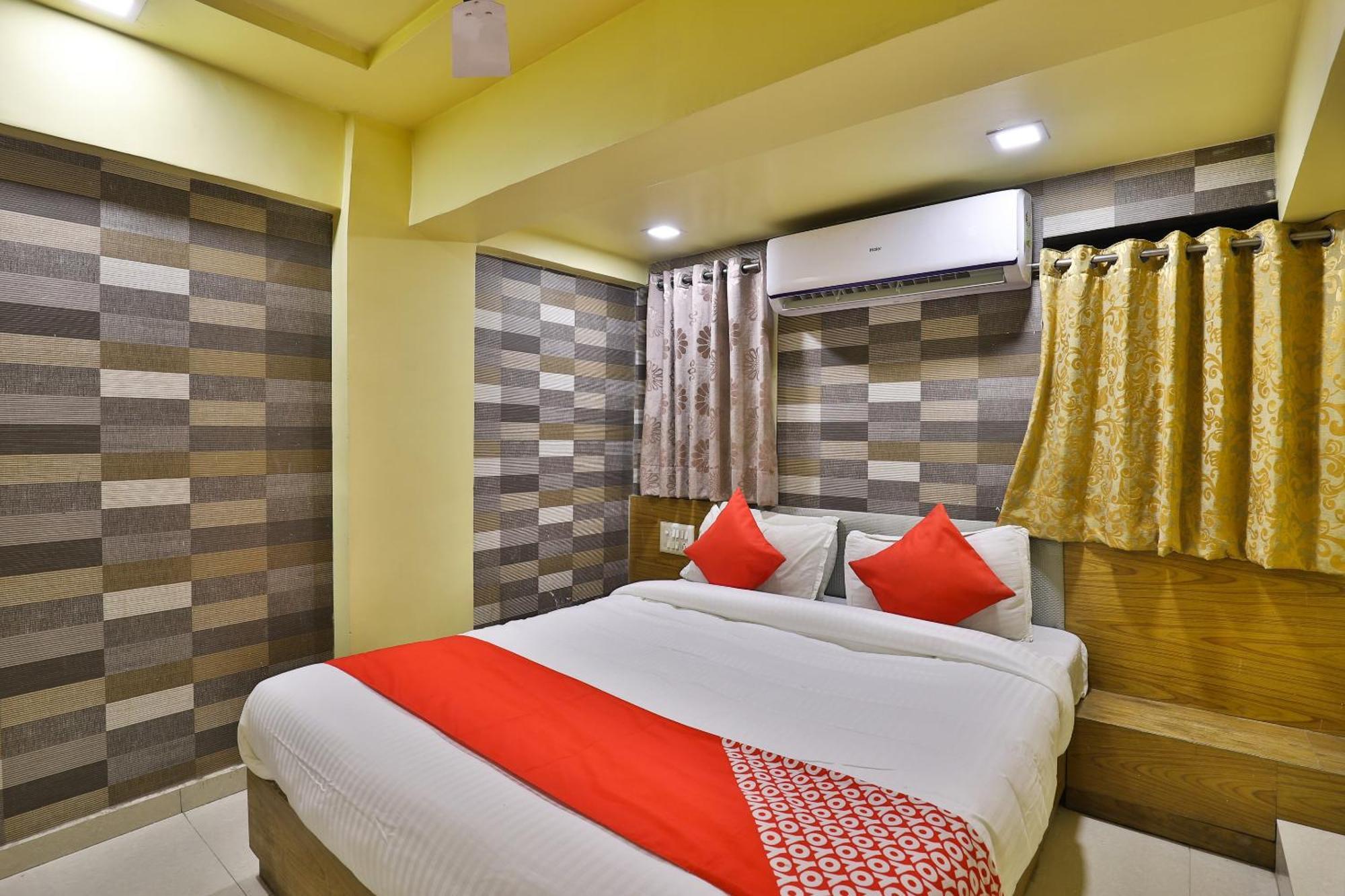 Spot On Hotel Shreeji Palace Ahmedabad Exteriör bild